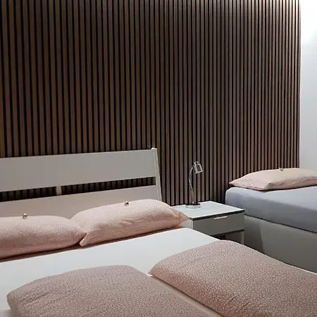 Panoramablick Lägenhet Metzingen (Tubingen)